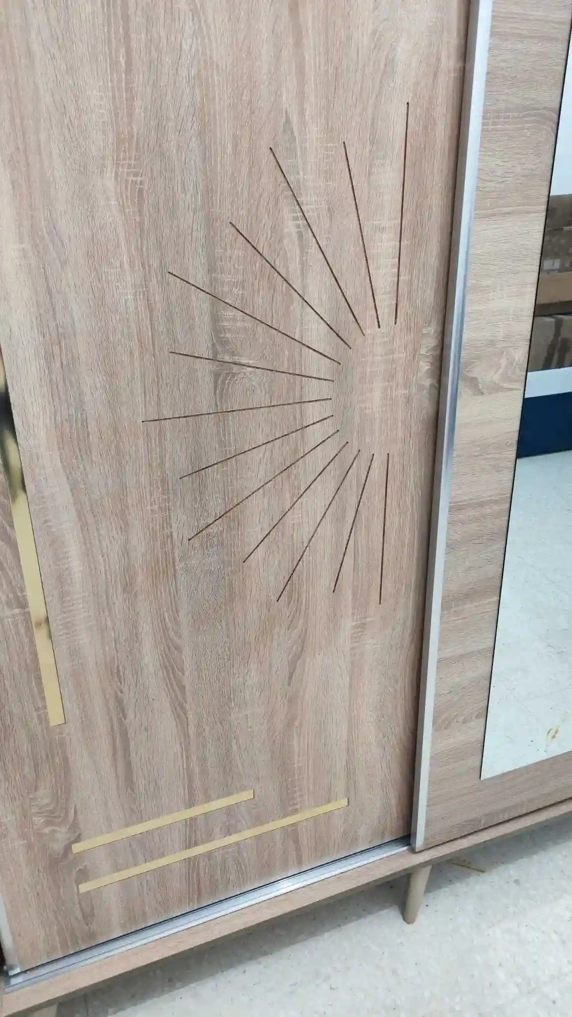 Chambre Presque Neuve et Complète - Vue 3