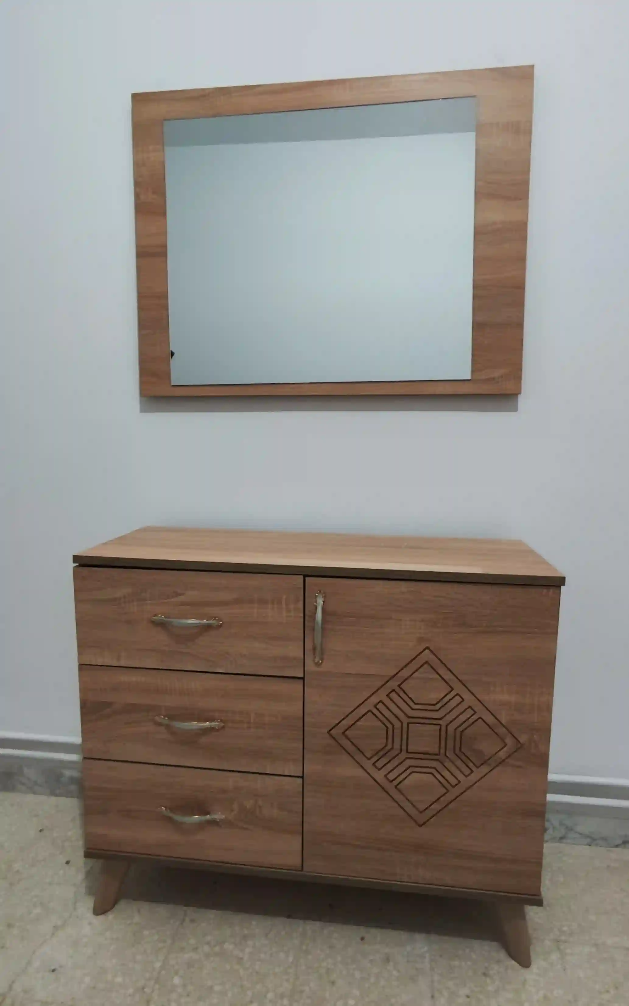 Chambre Presque Neuve et Complète - Vue 5