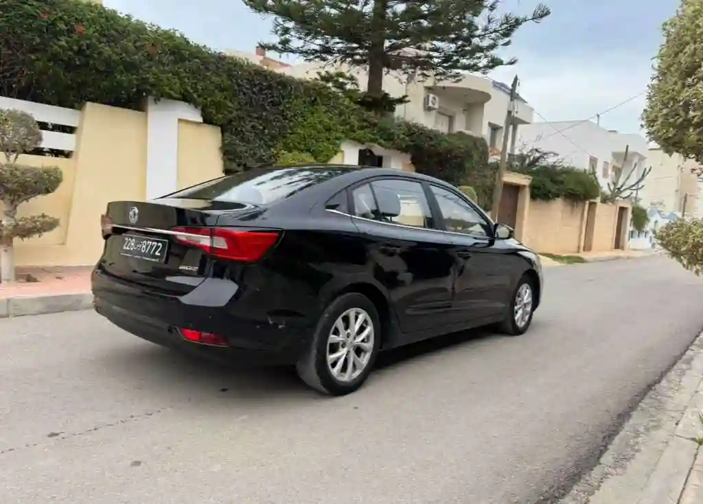 MG 5 Boite Auto - Vue 4