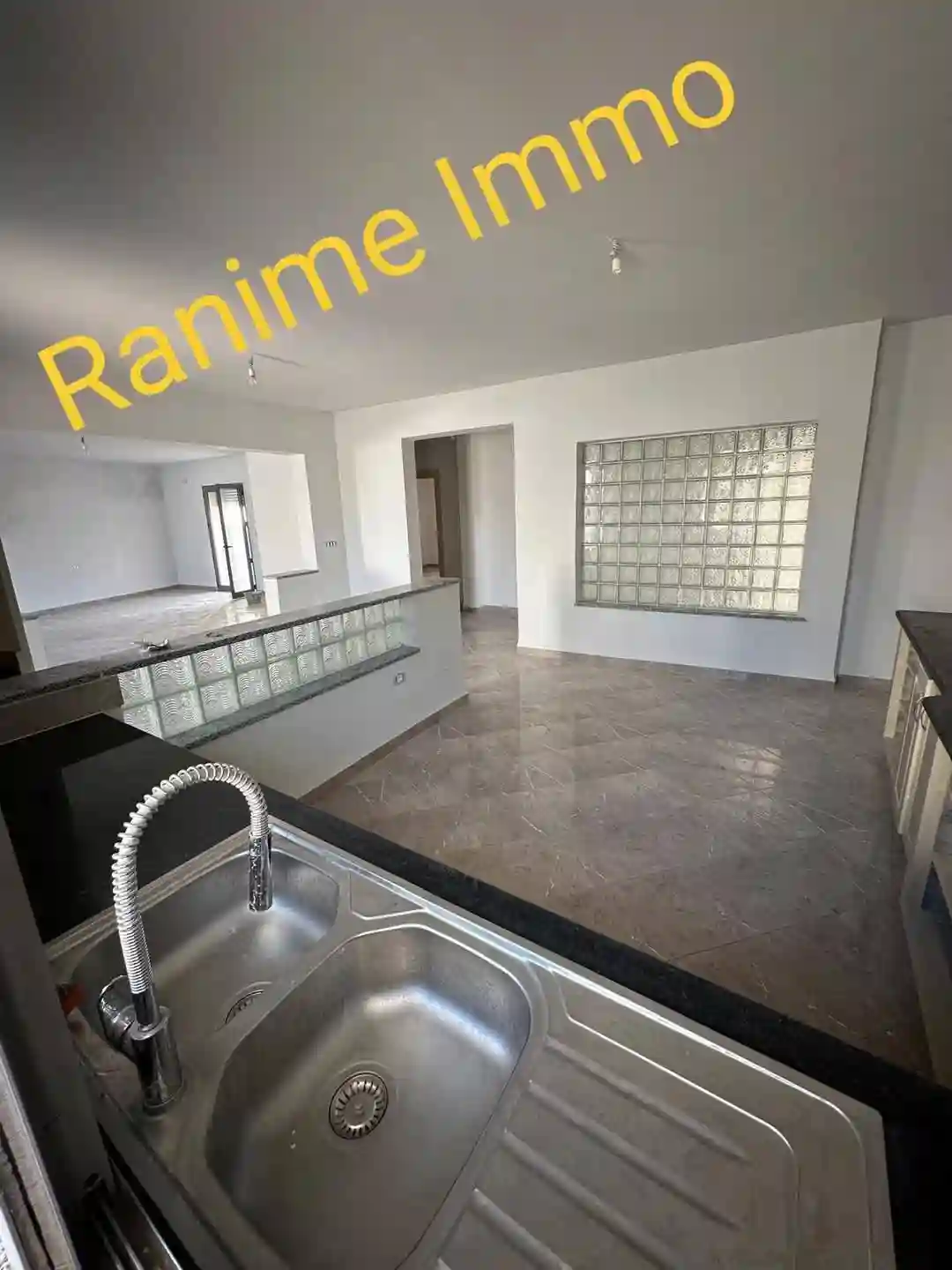 Bonne Affaire à Cite Touristique - Vue 1