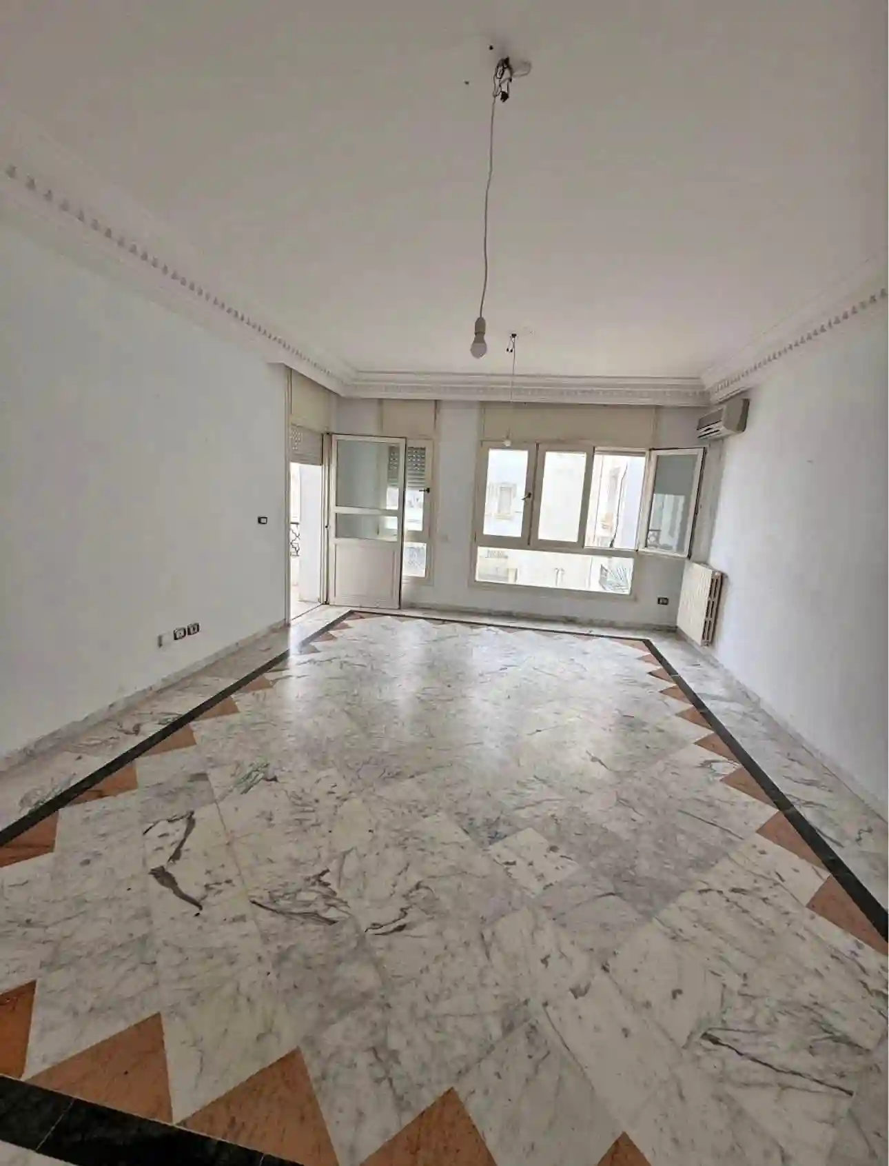 S2 1200d Ennasr 2 à Cite Ennasr 2 - Vue 3