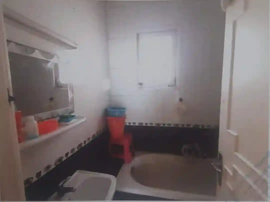 S Plus 3 a la Cité Nozha Wb3981 à Cite Ennouzha - Vue 1