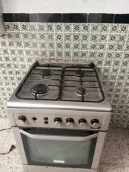 a Vendre Cuisinière 4 Feux