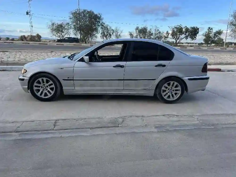 A Vendre BMW E46 320 Diesel Moteur M47d20 Machalla - Vue 4
