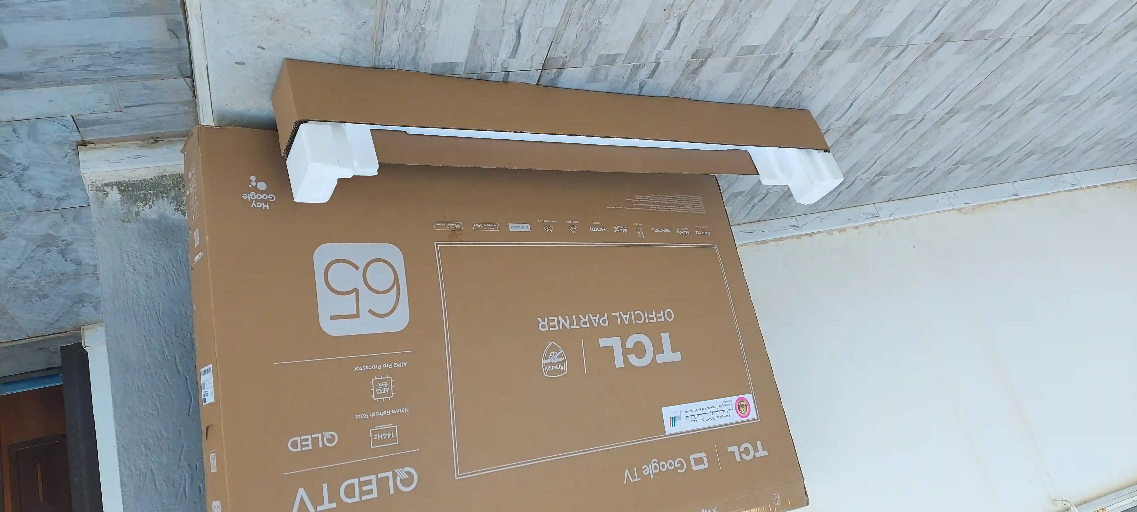 A v tv tcl p8k 65 à Mnihla - Vue 2