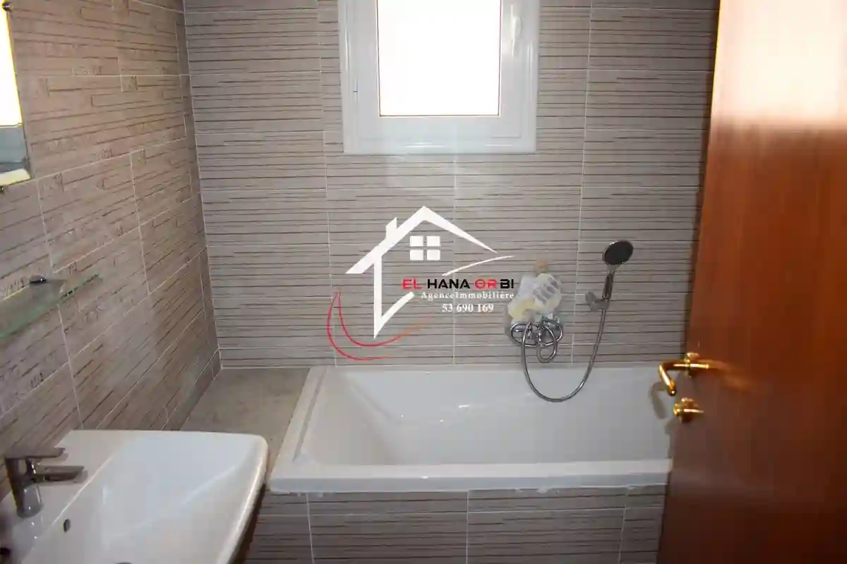 à Louer s+2 sur la Route Principale Borj Arif Pour Toute L’année - Vue 4