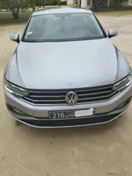 Volkswagen Passat b9 Année 2020 à La Soukra