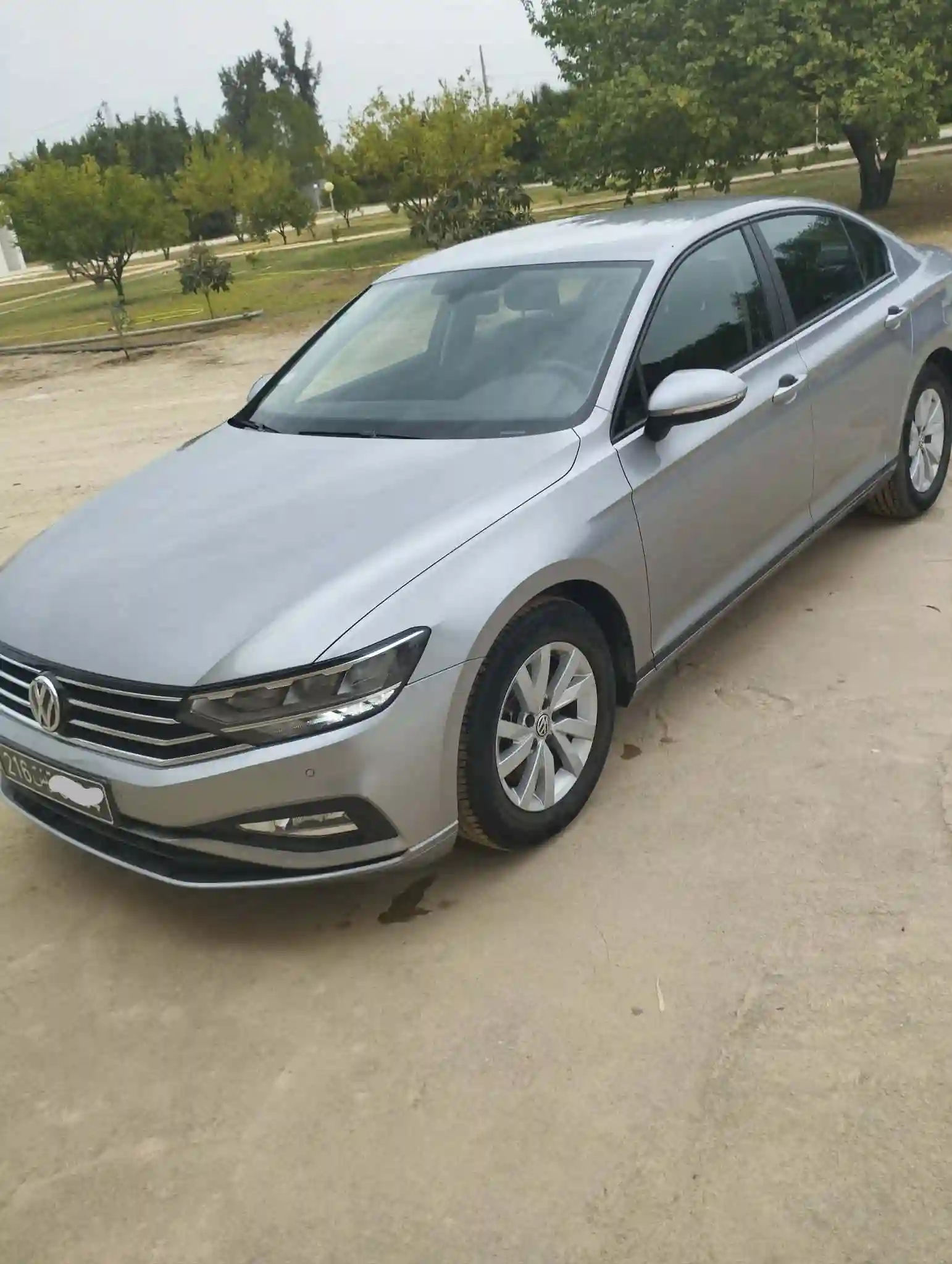 Volkswagen Passat b9 Année 2020 à La Soukra - Vue 1
