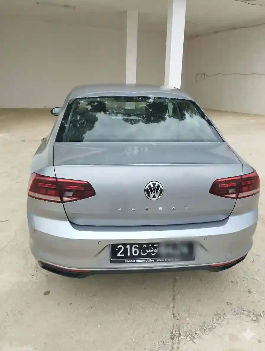 Volkswagen Passat b9 Année 2020 à La Soukra - Vue 4