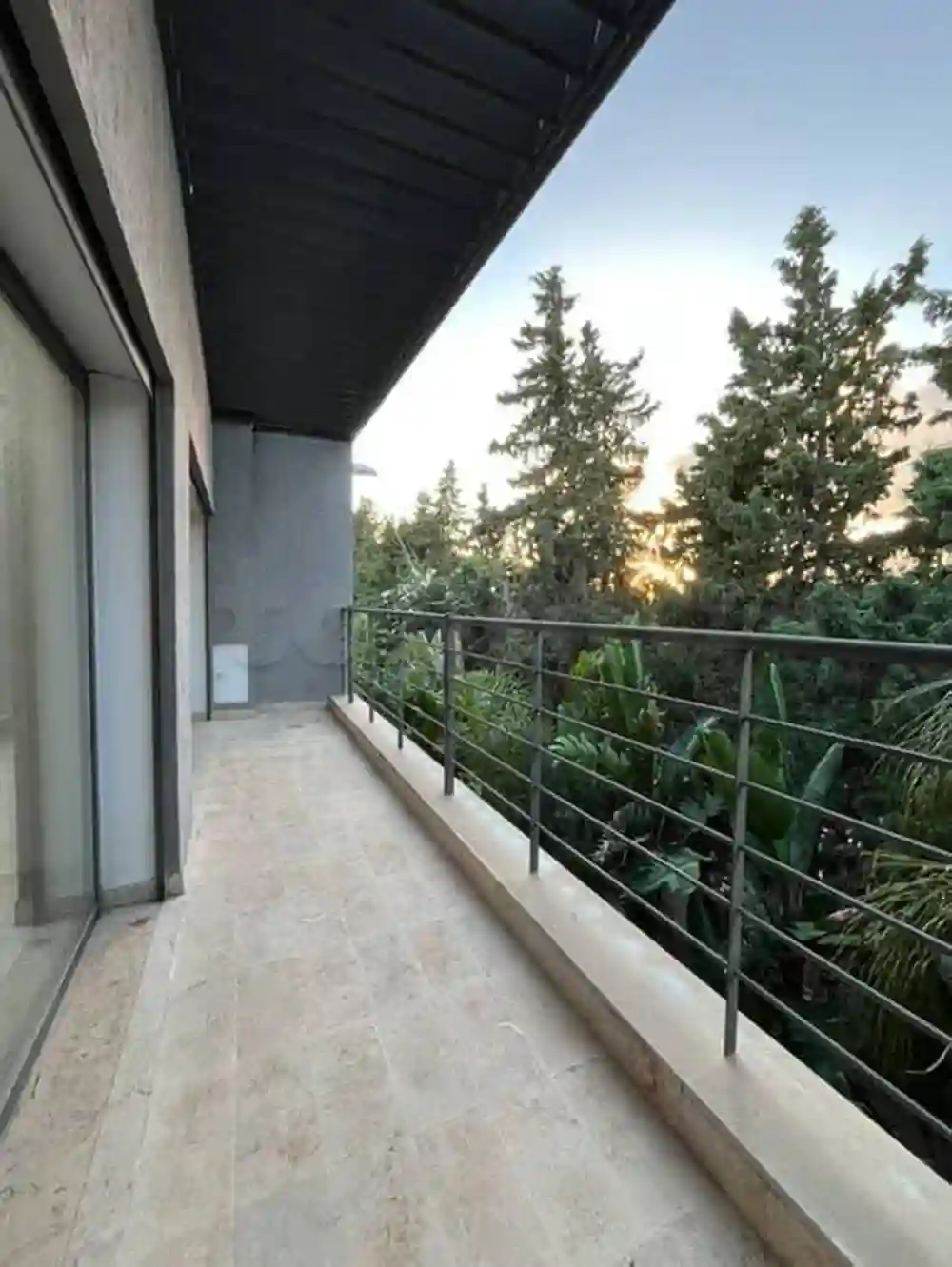 A Vendre Triplex la Soukra - Vue 5