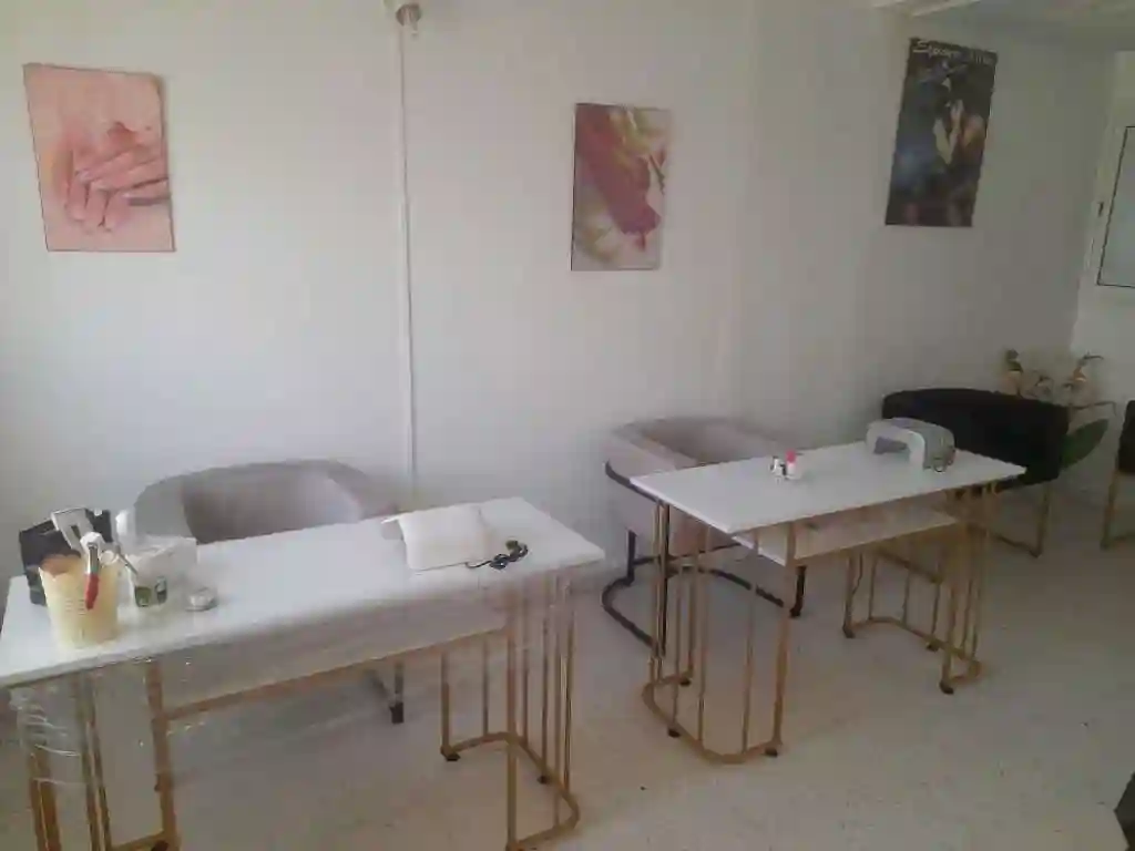 Location Espace de Coiffure et Esthétique - Vue 9