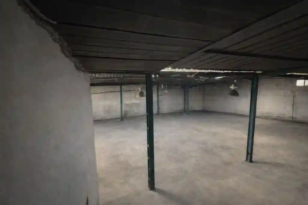 À Vendre – Dépôt Industriel 844 m² – Tunis Sidi Hsine - Vue 7