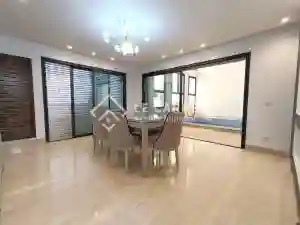 Un s3 Avec Piscine au lac 2 à Berge Du Lac - Vue 4