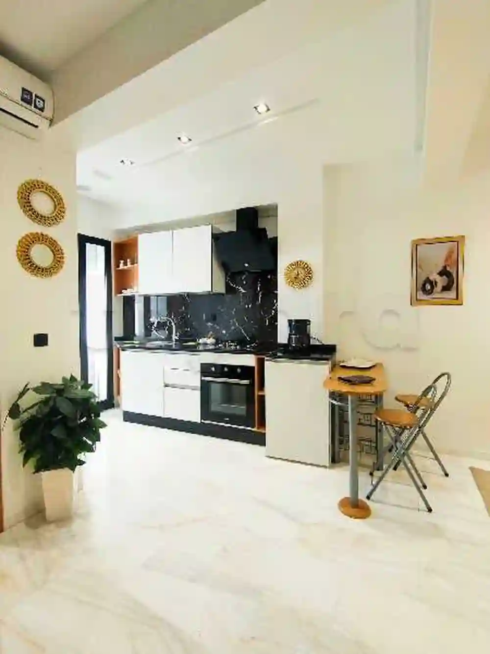 Location Vacances s+1 Haut Standing - Vue 2