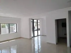 Immeuble Haut Standing 2000 m au Lac1 à Berge Du Lac