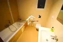 à Vendre Appartement s+3 Avec Piscine en Plein Zone Touristique