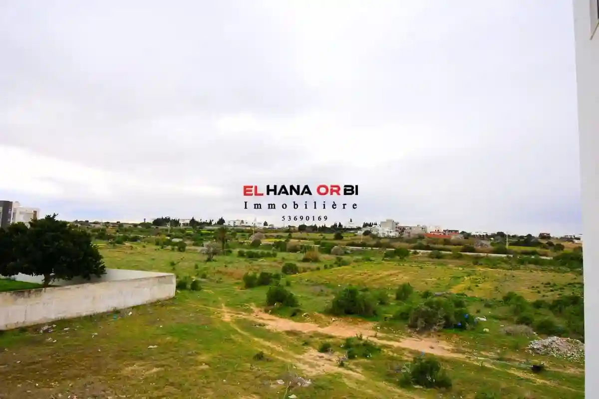 Un Bien Pour Toute L’année Avec Parking en Plein Zone Touristique - Vue 1