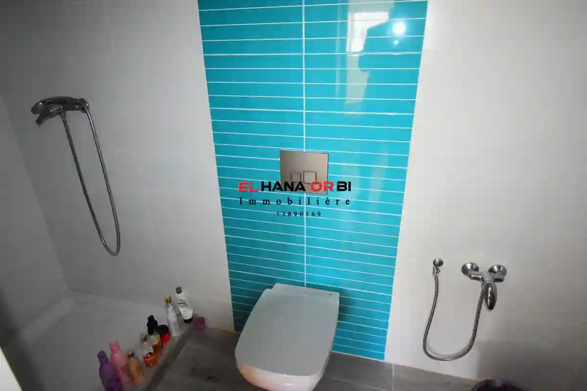 Un Bien Pour Toute L’année Avec Parking en Plein Zone Touristique - Vue 10