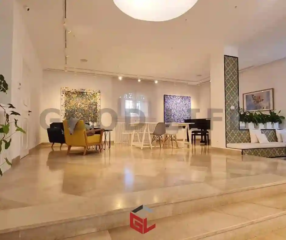 Villa Coloniale à Mutuelleville à Mutuelle Ville - Vue 3