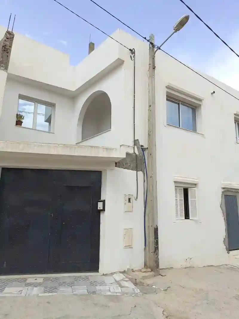Av 2 Maisons pas Loin au Centre Hammamete à Hammamet - Vue 1