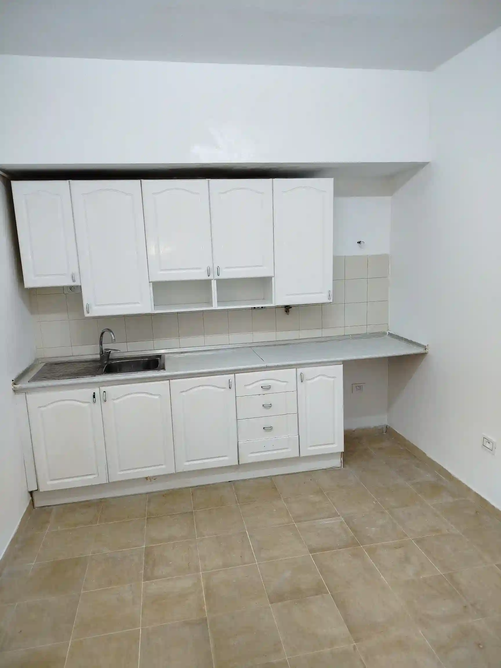 Appartement à Ennasr à Cite Ennasr 2 - Vue 4