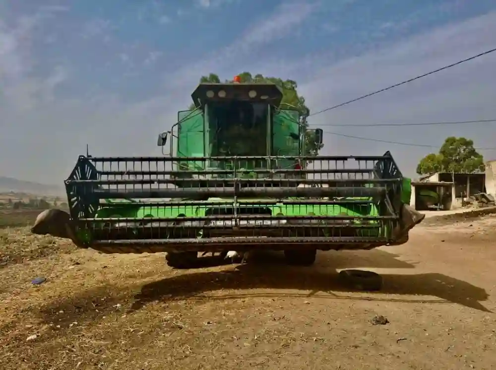 Moissonneuse-batteuse Deutz-fahr 4065 Hydro (sans Embrayage) - Vue 1