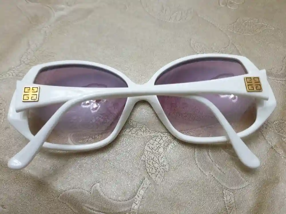 Lunette Givenchy - Vue 1