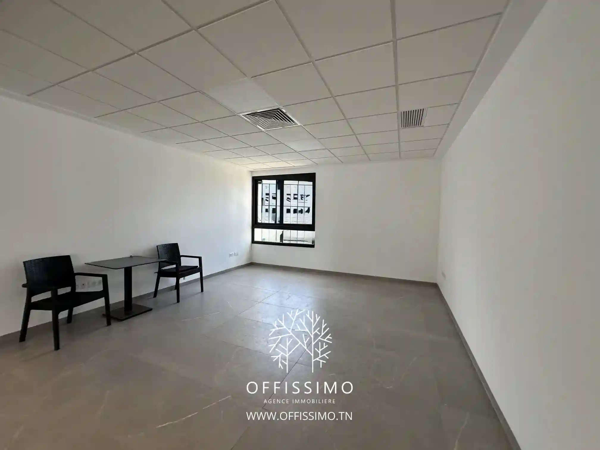 Bureau lac 2 Grand Luxe à Berge Du Lac - Vue 1