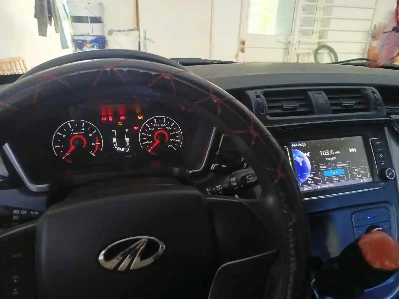 Dame Vend Mahindra k8 Ttes Options 56000km tbe à Ariana - Vue 3