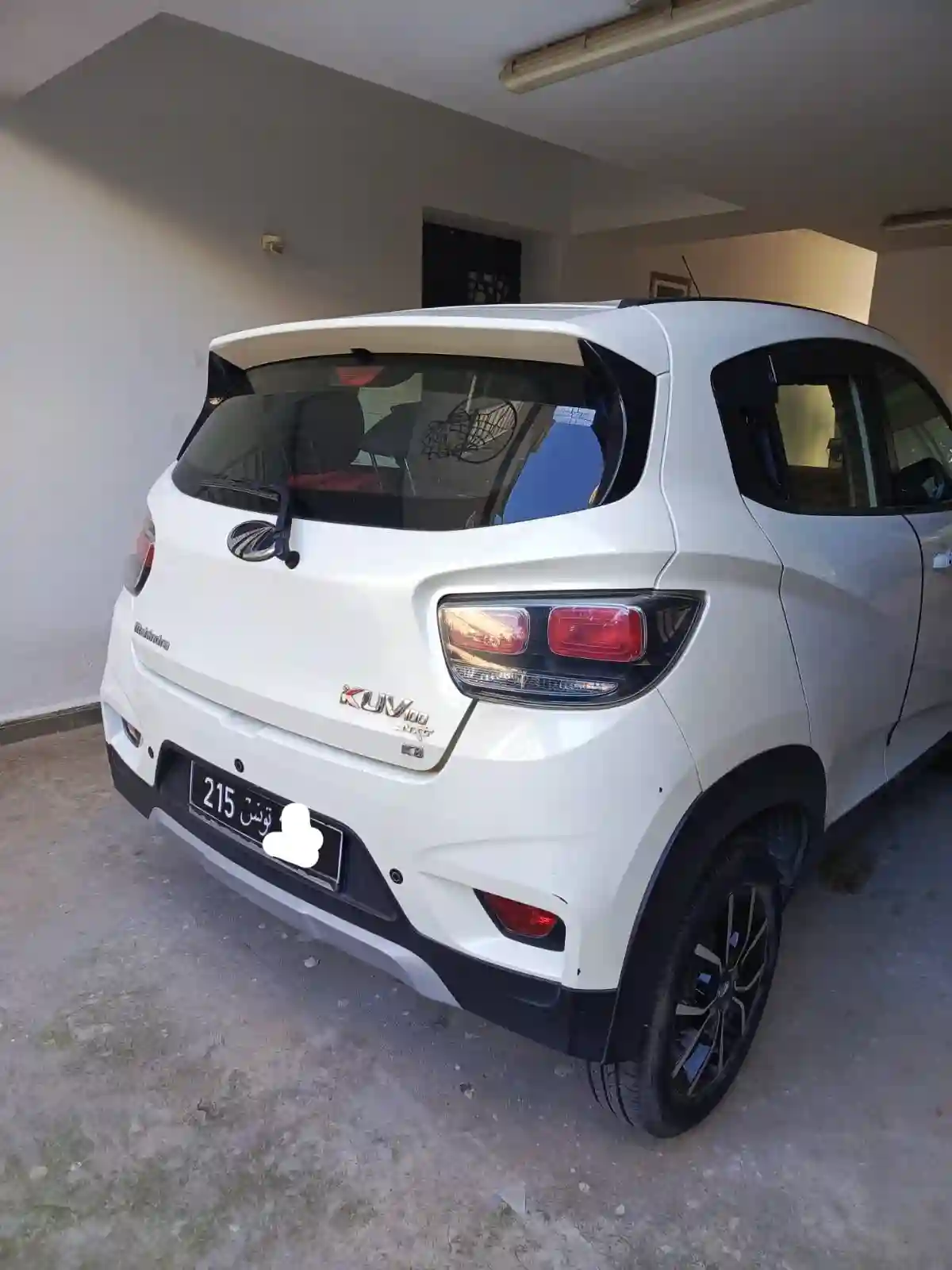 Dame Vend Mahindra k8 Ttes Options 56000km tbe à Ariana - Vue 4