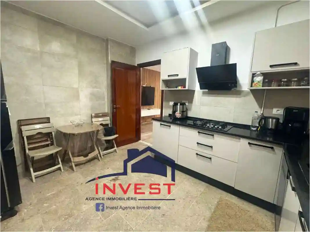 Rez de Jardin Meublé Avec Piscine à Gammarth Supérieur - Vue 4