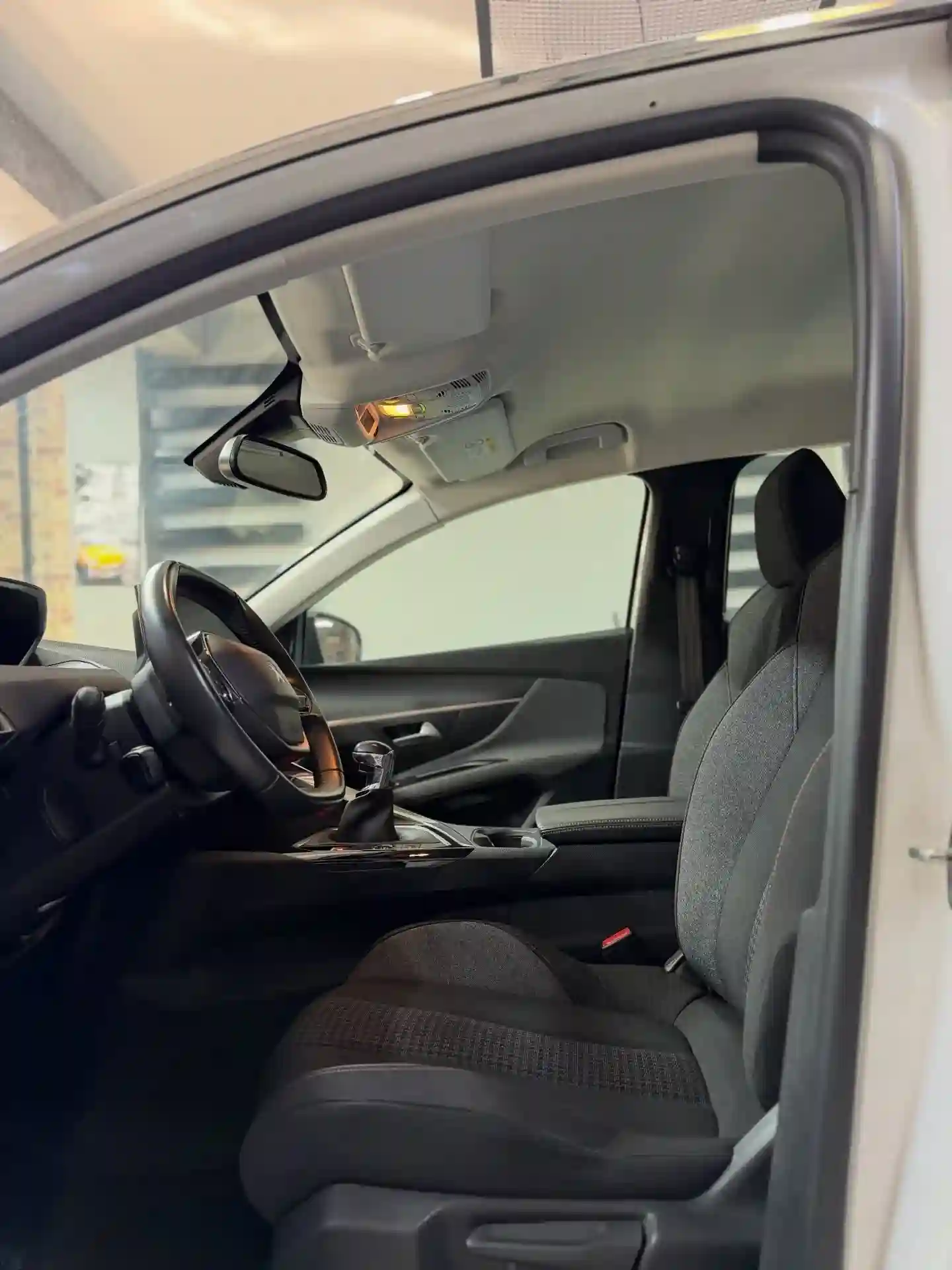 Peugeot 3008 - Vue 8