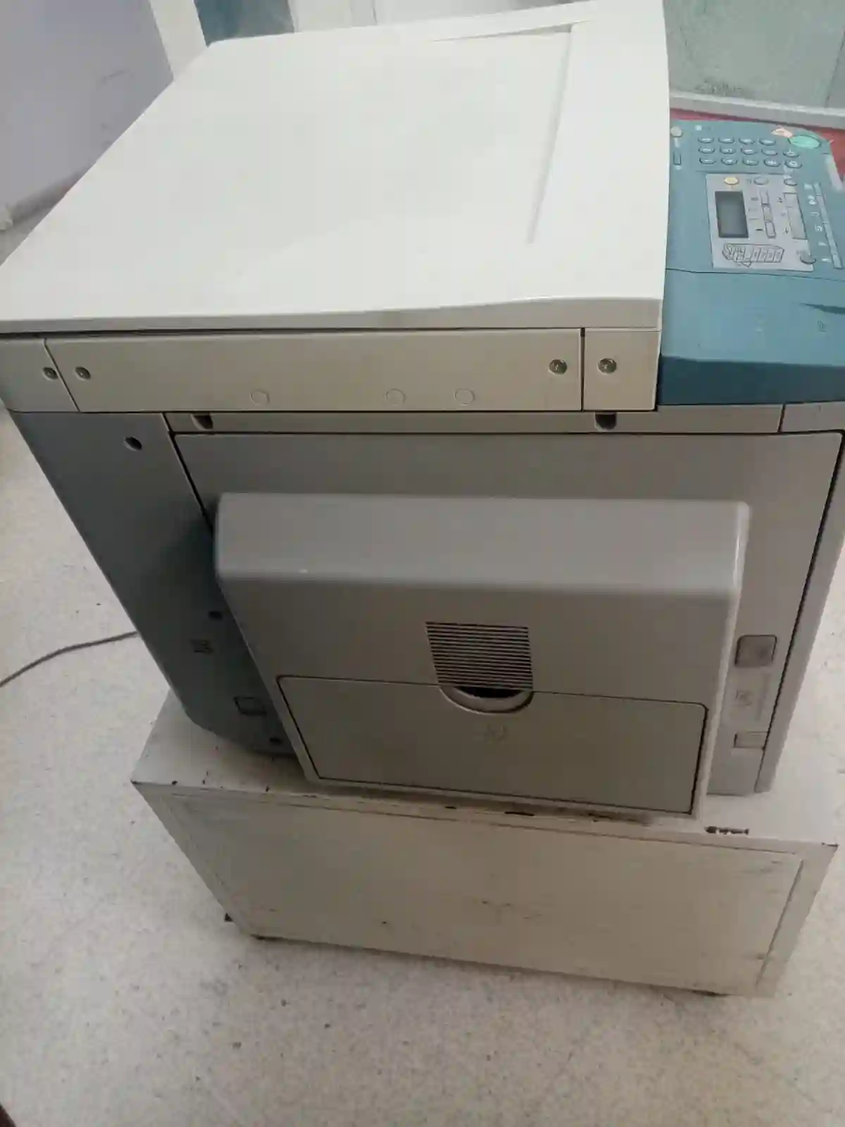 Photocopieur Canon Ir2016j Avec Scole à La Marsa - Vue 4