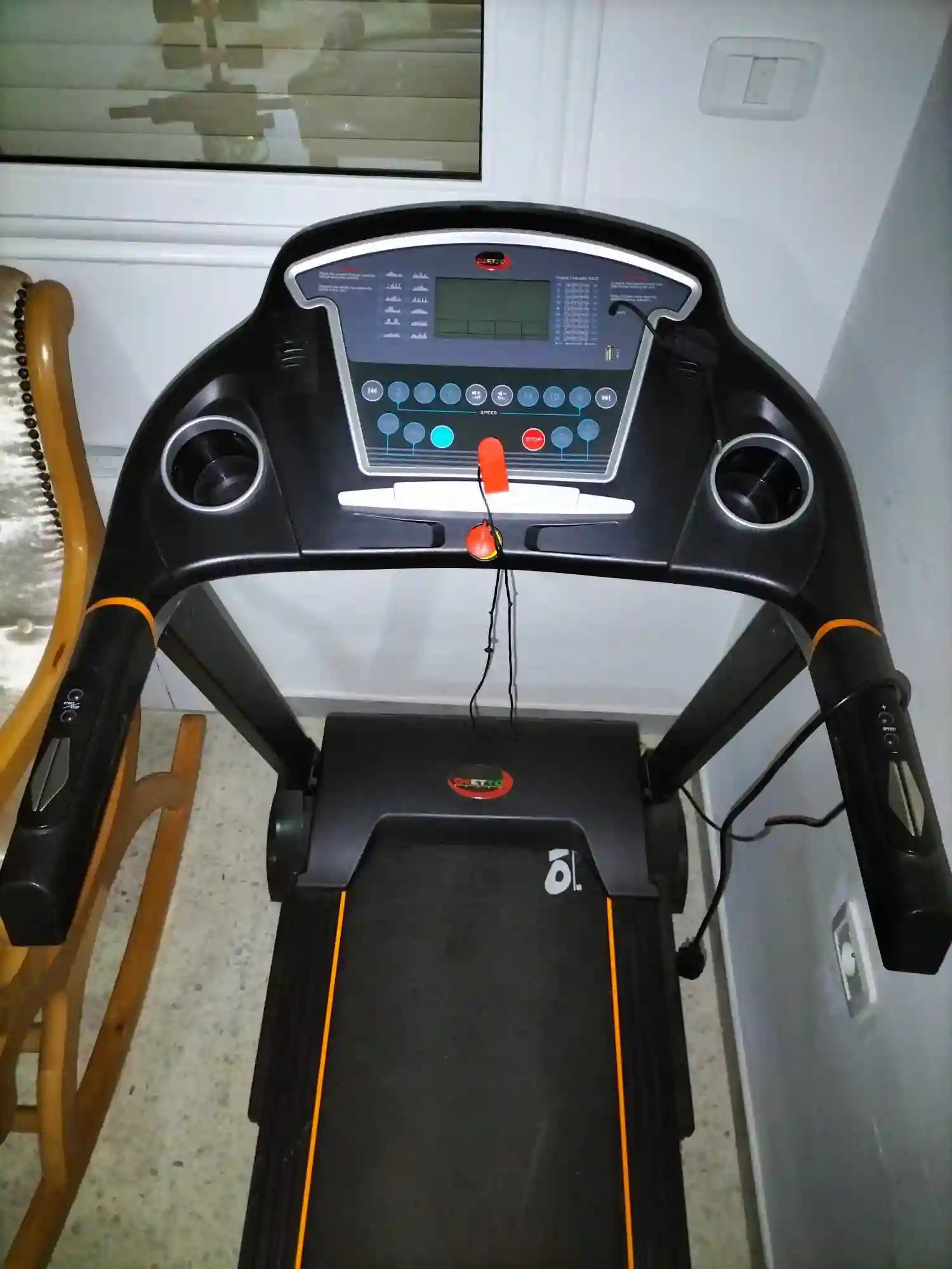 Tapis Roulant Ovetto 5005 et six Pack Care - Vue 1