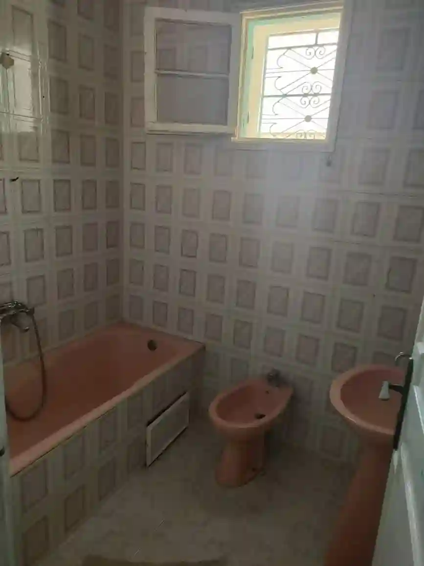 Villa a Raoued Cité Chaker Wb4333 à Cite Chaker - Vue 2