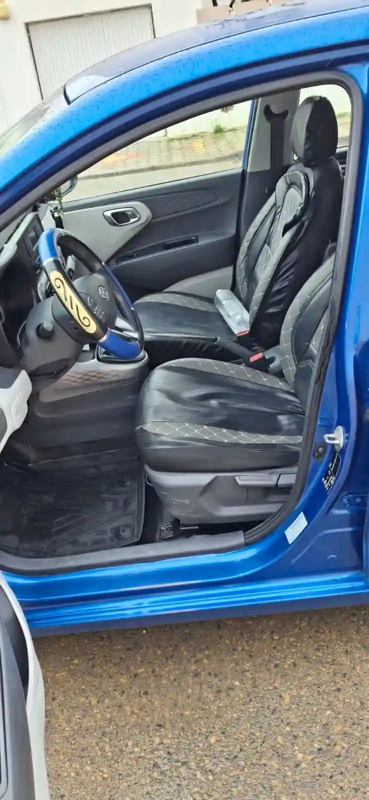 Hyundai i10 Populaire 1ère Main à Soliman - Vue 3