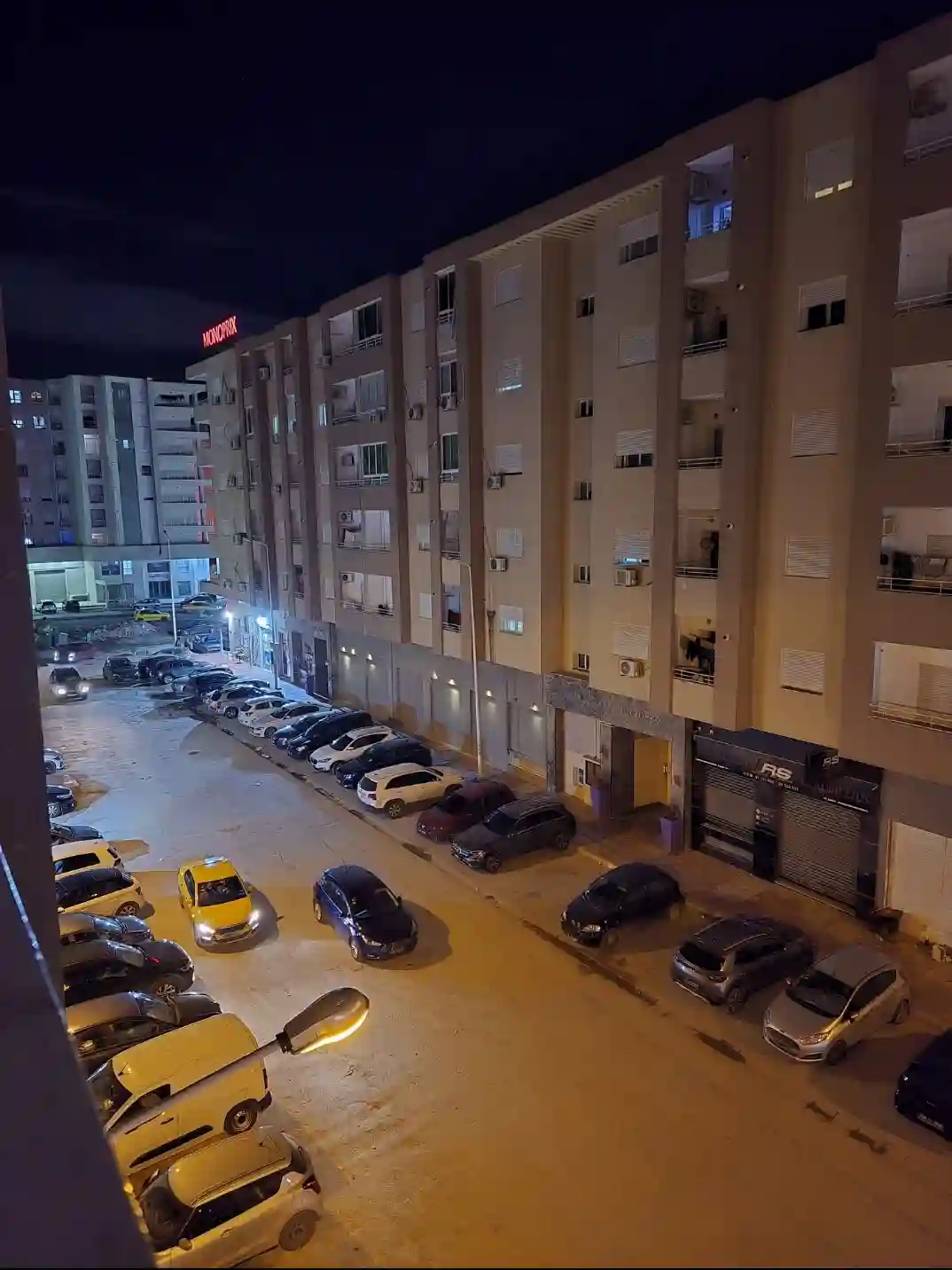 Joli Appartement s2 à El Aouina - Vue 4