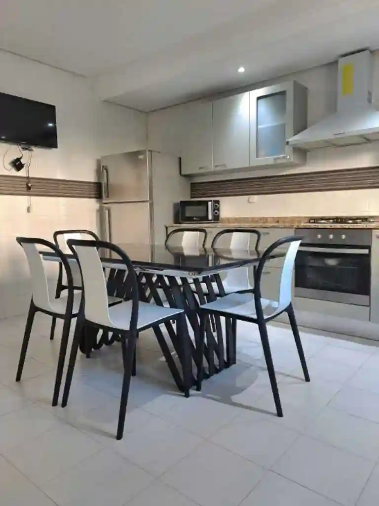 Particulier L S4 Meublé Neuf Cité Palmeraies à L'année - Vue 8