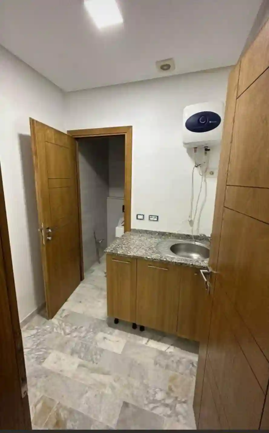 Bureau h3 a Manar 1 à El Manar 1 - Vue 1