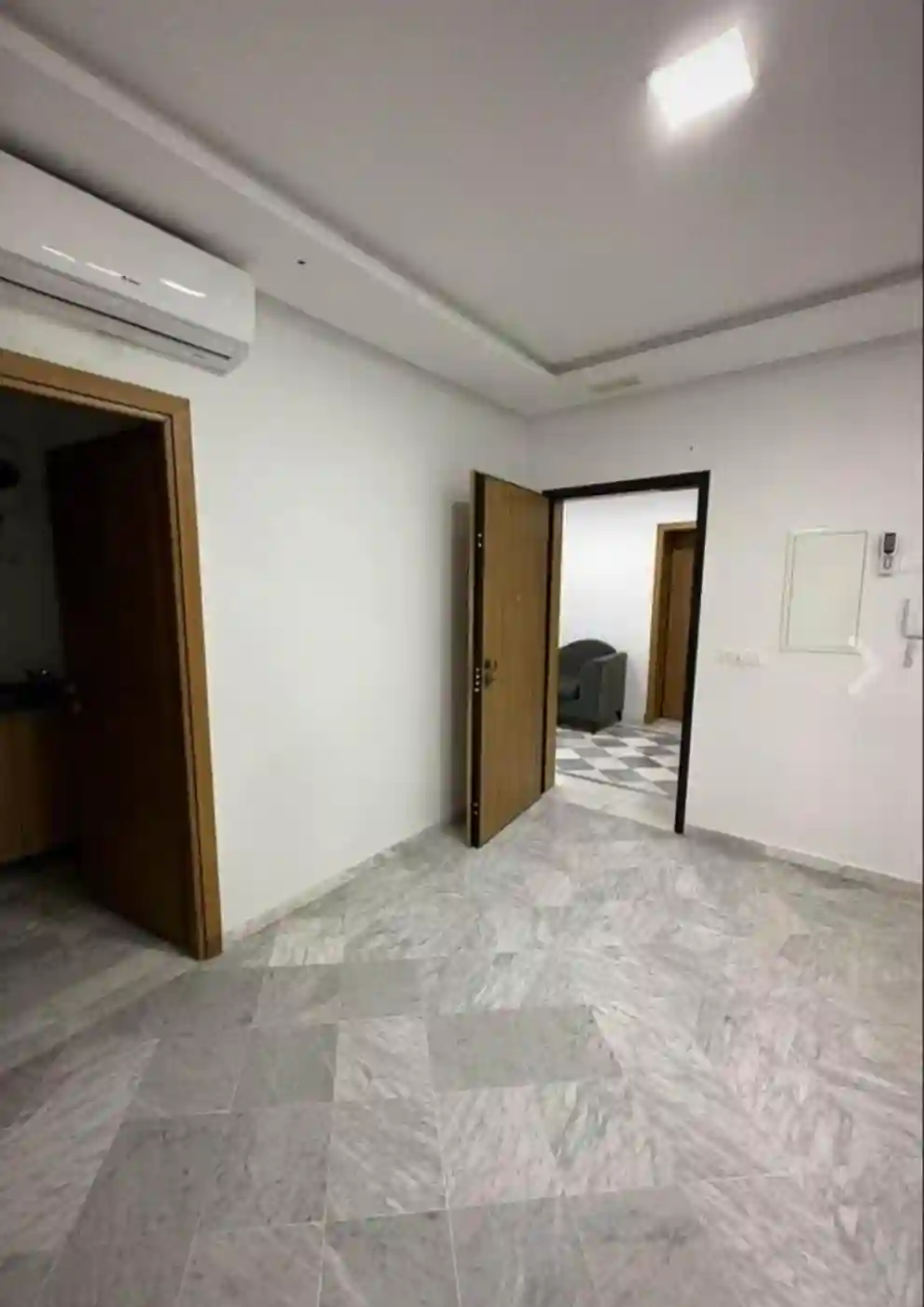 Bureau h3 a Manar 1 à El Manar 1 - Vue 2