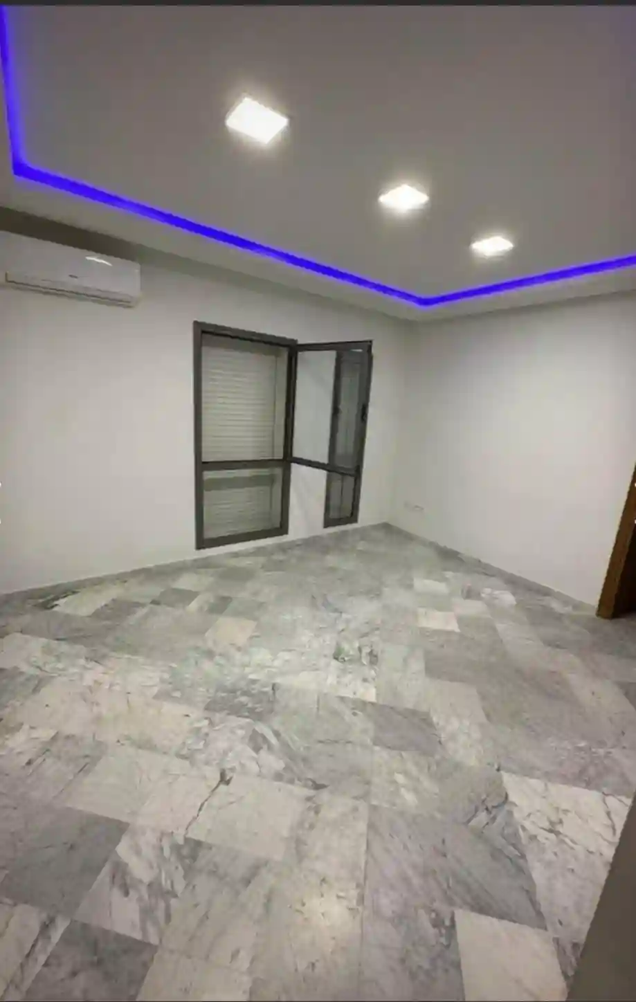 Bureau h3 a Manar 1 à El Manar 1 - Vue 3