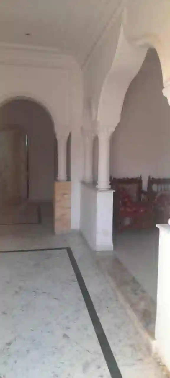 R Plus 2 Étages Standing à La Mannouba - Vue 3