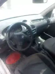 Bonne Occasion 206 à Ariana