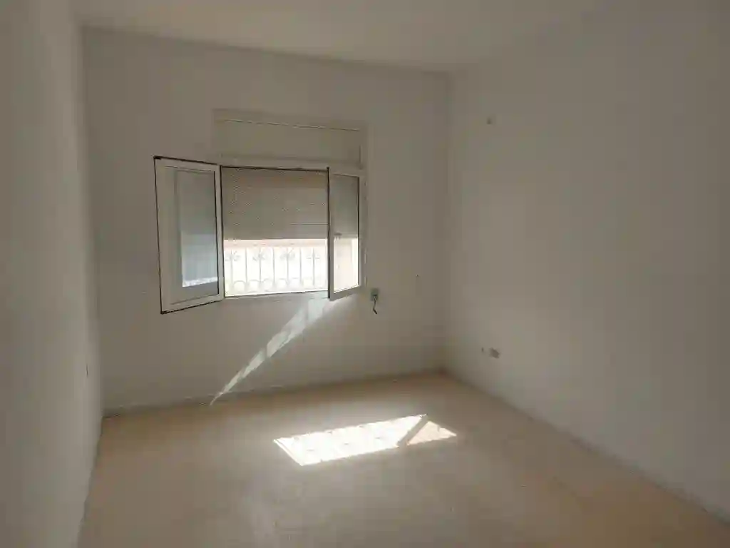 À Louer Étage de Villa s+2 Avec Terrasse à Mourouj - Vue 5