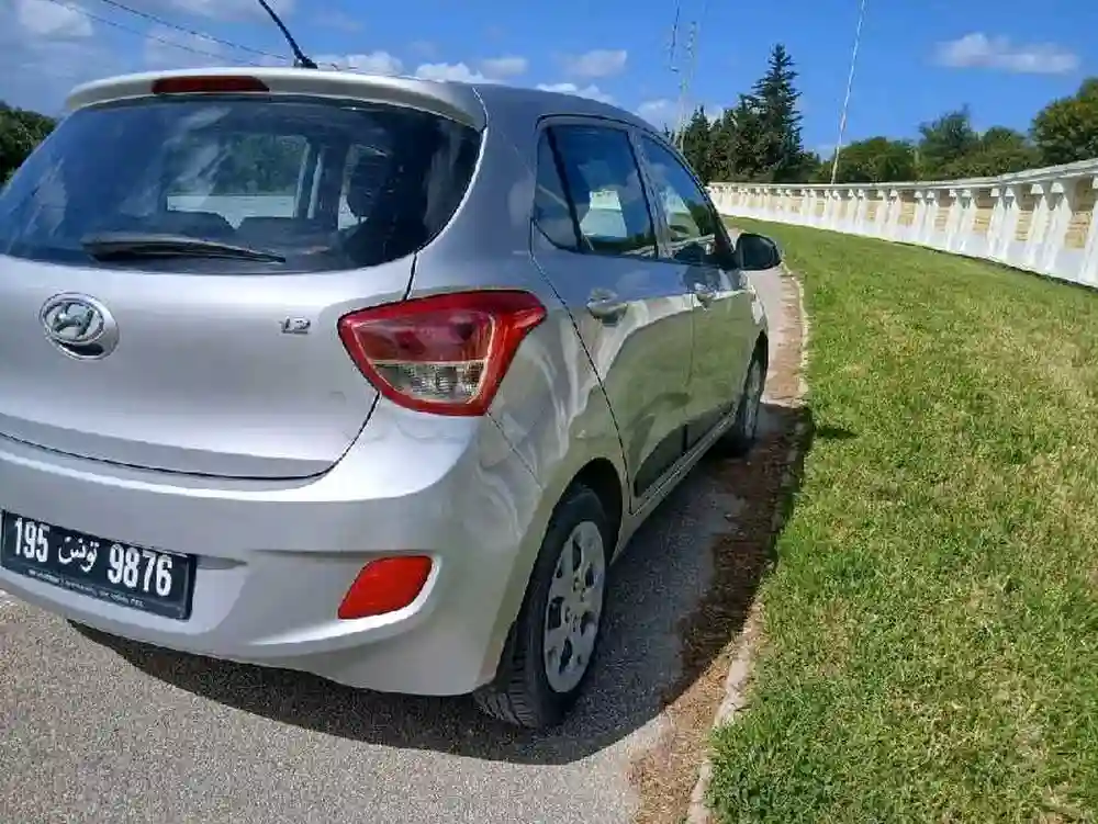 Hyandai Grand I 10 Première Main EN Excellent État Boîte Manuelle - Vue 8