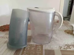 Carafe Brita et Réservoir D'eau Philips à El Menzah