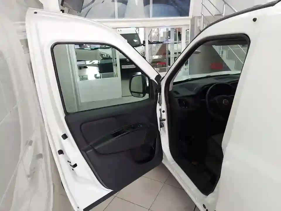 Fiat Doblo Maxi Fiat Doblo Maxi 2020 - tel 98479647 - Vue 2