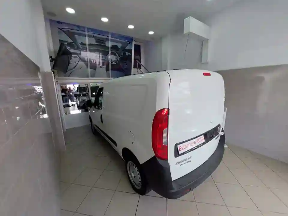 Fiat Doblo Maxi Fiat Doblo Maxi 2020 - tel 98479647 - Vue 5
