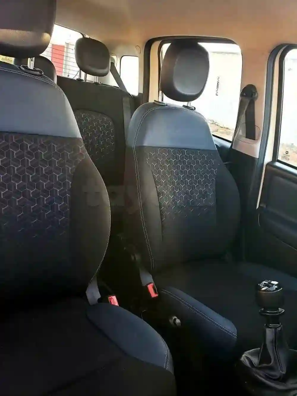 2023 Fiat Panda Cross 1ere Main 4 Cylindres tt Options - Vue 3