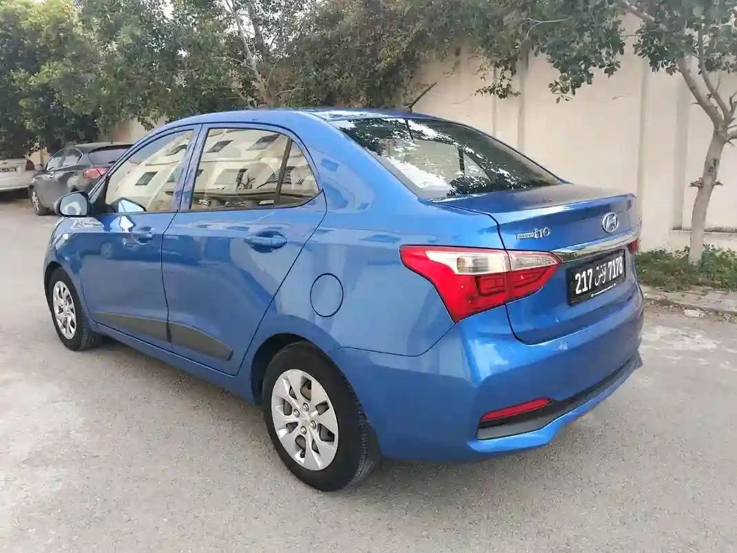 Hyundai Grand I10 Sedan - Vue 4